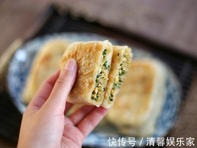 馅饼学会此做法，皮薄不露馅，香脆又可口，做法不难，快来试试