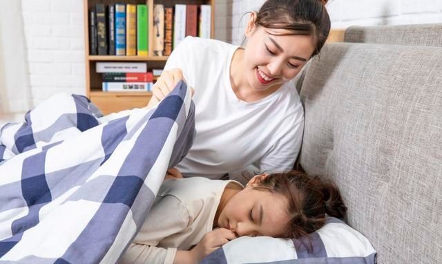 维生素d|孩子身高增长两个高峰期,如果钙不足会影响长高,补充方法大不同