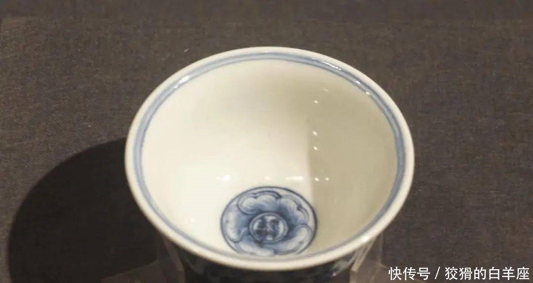 仅存|比鸡缸杯还要珍贵的杯子:带年款者已知仅存4件