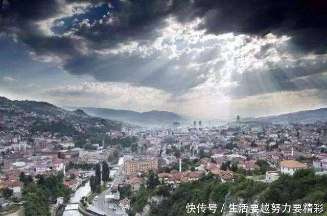 斯拉夫人@一个辉煌强盛的大国,却在短短数十年就解体了,是啥原因导致的!