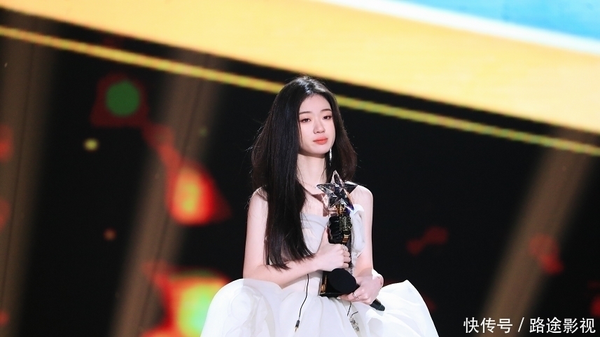 给电影人的情书|第二首!夺冠不到十天,单依纯接连为两部电影献唱主题曲,厉害!