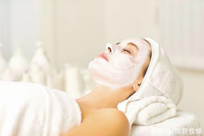 西红柿加蜂蜜涂脸有什么效果？西红柿汁加蜂蜜的功效与作用？