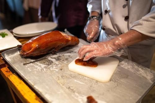 眼中|老外眼中的中国美食代表,在国内却评价一般,这道菜你品尝过吗