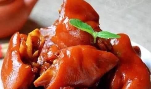 女性经常吃|女人不想老太快，常吃7种天然“胶原蛋白”，助你越来年轻