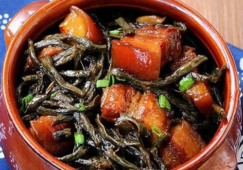 最经典的年夜饭菜单分享给你，简单易操作，鲜香解腻，好吃又好看！