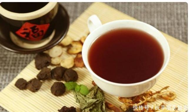 干姜|天然“泻药”找到了，没事泡水喝，排出黑臭宿便，赶走便秘口臭