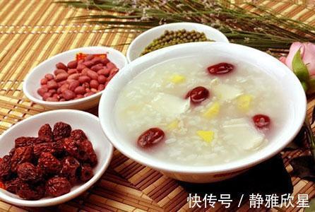 阴虚|手脚心发热、便干尿黄多半是阴虚体质，2道食疗药膳助你改善！