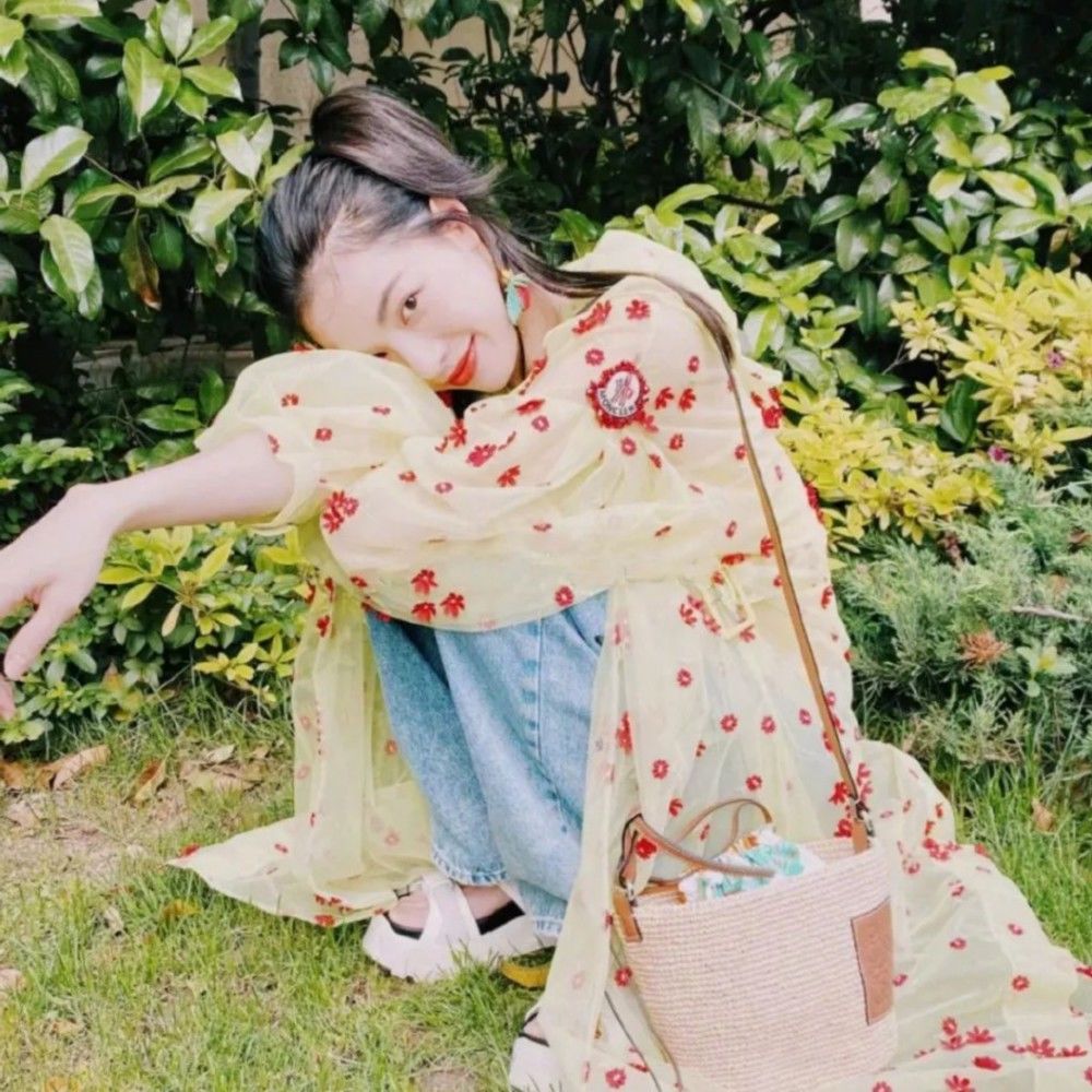 ch我和钟楚曦的度假差距 就是这只草编包！