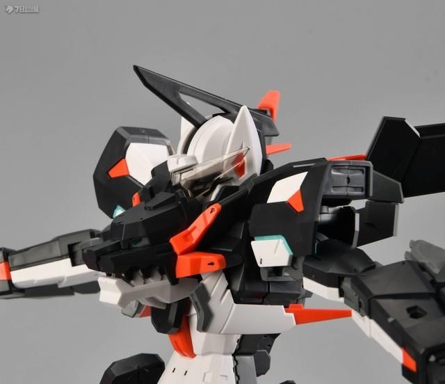 整体造型|78官测：橘猫工业 Code Beast 百刃