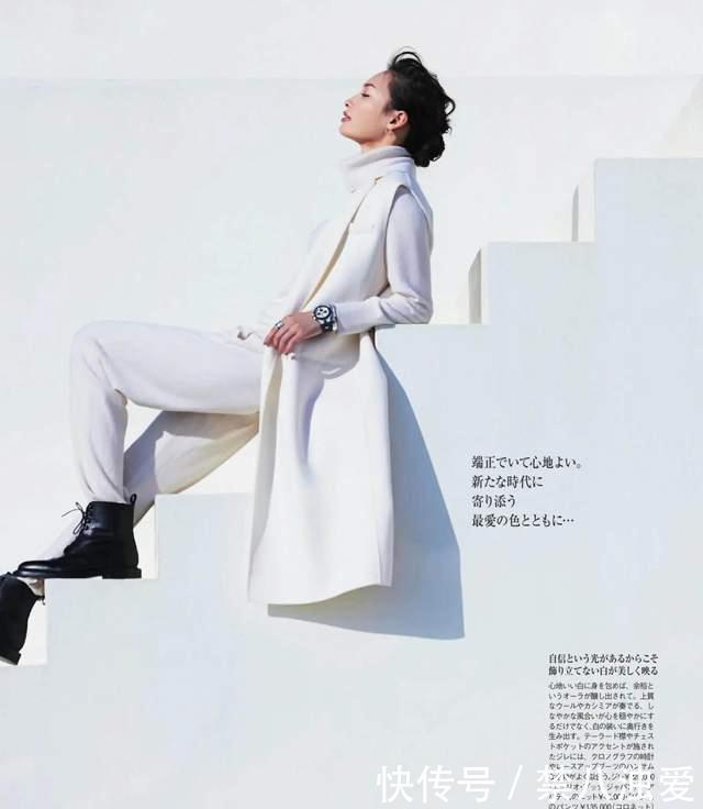 21年早春少不了的颜色:一抹纯净清透的白,让高级感与减龄感同在