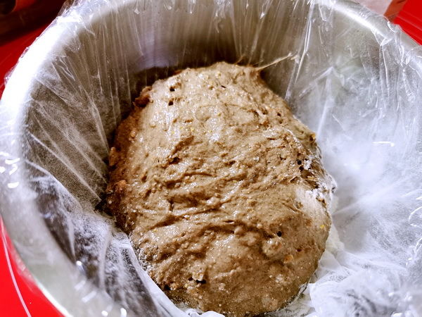  不用|不用资深功底，在家也能烤出坚果欧包，会加水，你就是大师