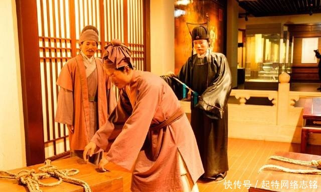 名声|历史上名声最好的太监，死后百官扶棺下葬，至今还有很多人祭拜