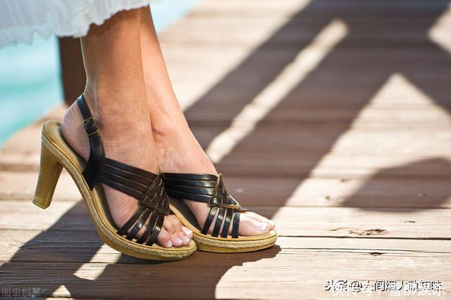 宋美龄:她是驾驭旗袍的高手,晚年定居美国时随身带去50箱旗袍