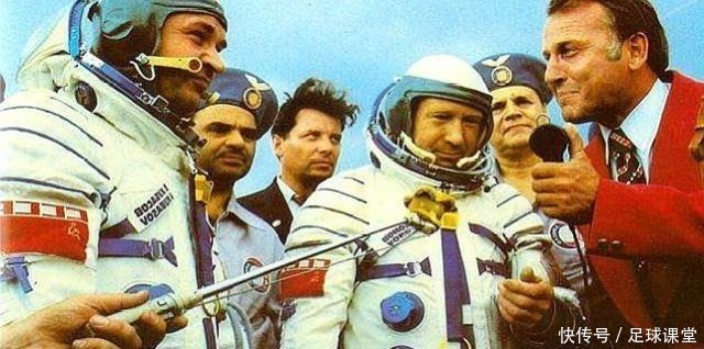 史上最悲催的宇航员！刚刚升空不久祖国就没了，还成了通缉犯