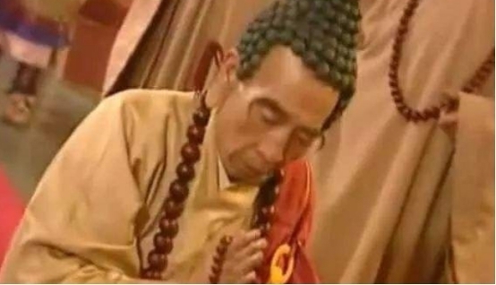 取经路上!收服大鹏鸟时,为何如来、燃灯、弥勒同时现身他们惧怕什么