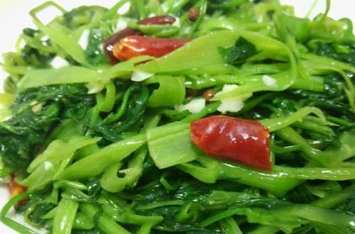 空心菜|每天坚持吃3种食物，排毒养颜、延缓衰老，早吃早健康！