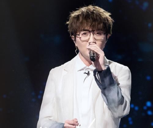 哇唧唧哇|《明日5》錄制在即，全新混戰模式開啟，INTO1一成員被曝或飛行