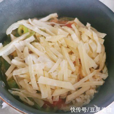 滋味|#不容错过的鲜美滋味#素炒饼丝～减脂餐界绝绝子??
