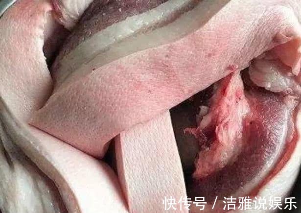 80岁姥姥腌腊肉秘方首次公开,制作简单,肉香扑鼻,回味无穷。