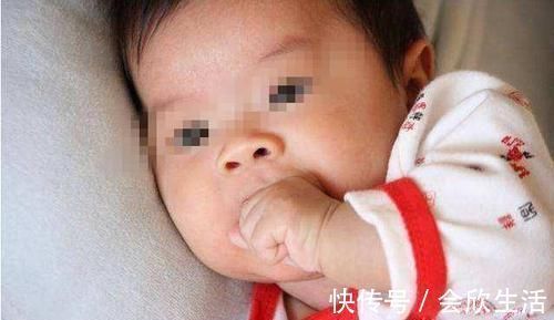 孩子|宝宝出生时直对妈妈笑,护士却反手一巴掌,得知真相宝妈连声道谢