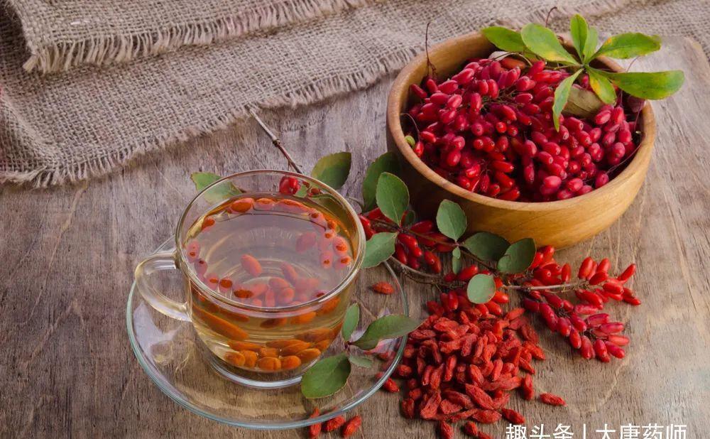 夺命水|喝水犯个错,养生水变夺命水!天冷喝水前,3个小问题要先搞清楚