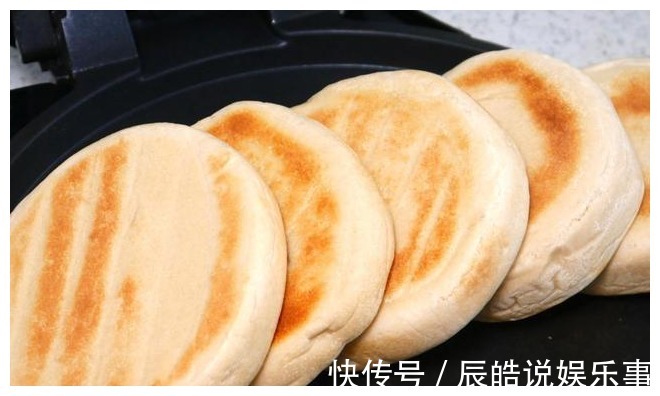 饼子|山药别只会炖着吃！教你这样做，早餐不用愁，好吃补钙