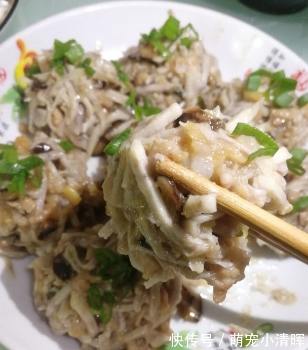 香煎芋头糕|香芋的懒人做法,一蒸一煎,好吃到停不下来