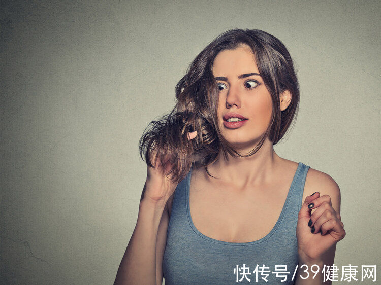 患癌|哈佛研究发现：长白发的人不易患癌，真的假的？医生做出了解释