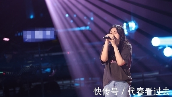 柳云龍19歲女兒參加《中國好聲音》，唱功了得，獲那英李榮浩稱贊