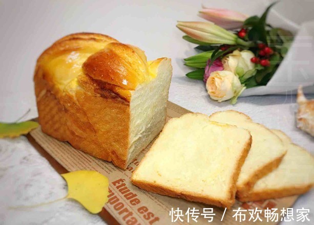 自己做的手撕椰蓉吐司，吃一年都不腻，学会后再也不用跑面包店了