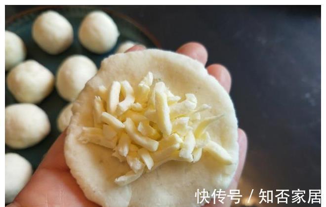 榨汁机|这样做的土豆芝士球,能拉丝无油更健康,蘸上番茄酱,一口一个