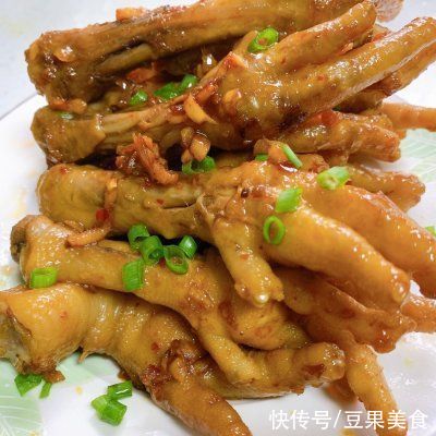 蒜蓉辣酱|酱香鸡爪的绝味秘籍，成功征服我的胃