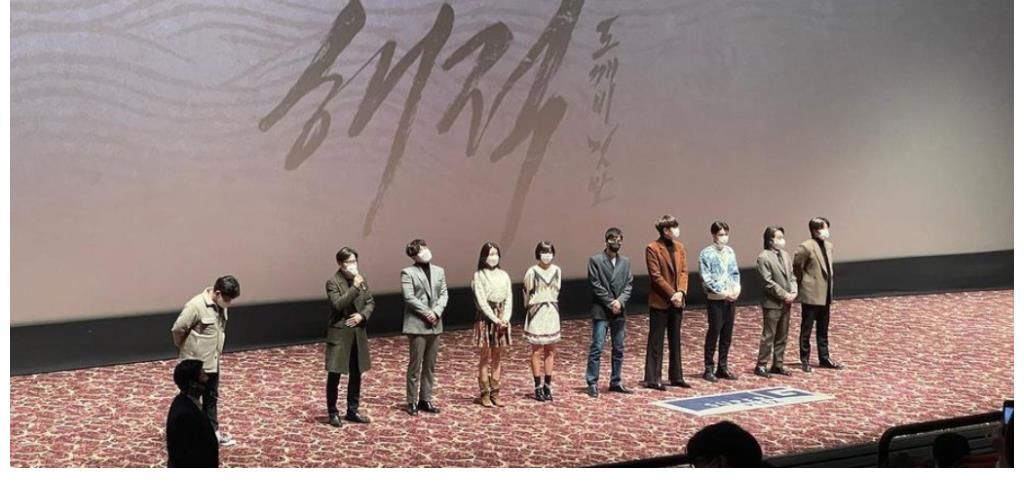 【韩网新闻】权相宇对李光洙的提问“Running ManVS海盗2”选择是?