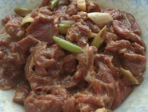 大葱|天冷这道菜要多吃,三两下炒一盘,营养解馋,家人常吃增强抵抗力