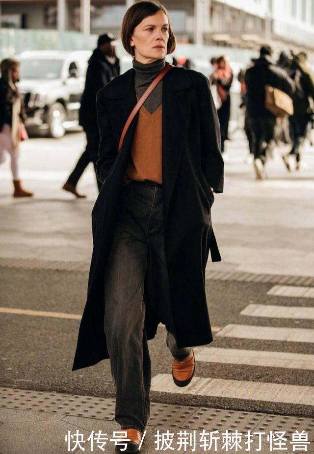 大衣里面穿什么不妨试试这6种叠穿方法,能承包你一整季的时髦