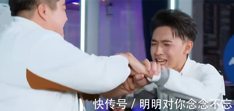 德云社秦霄贤新综艺播出时间已定,撕名牌环节,他能撕得过杨颖吗