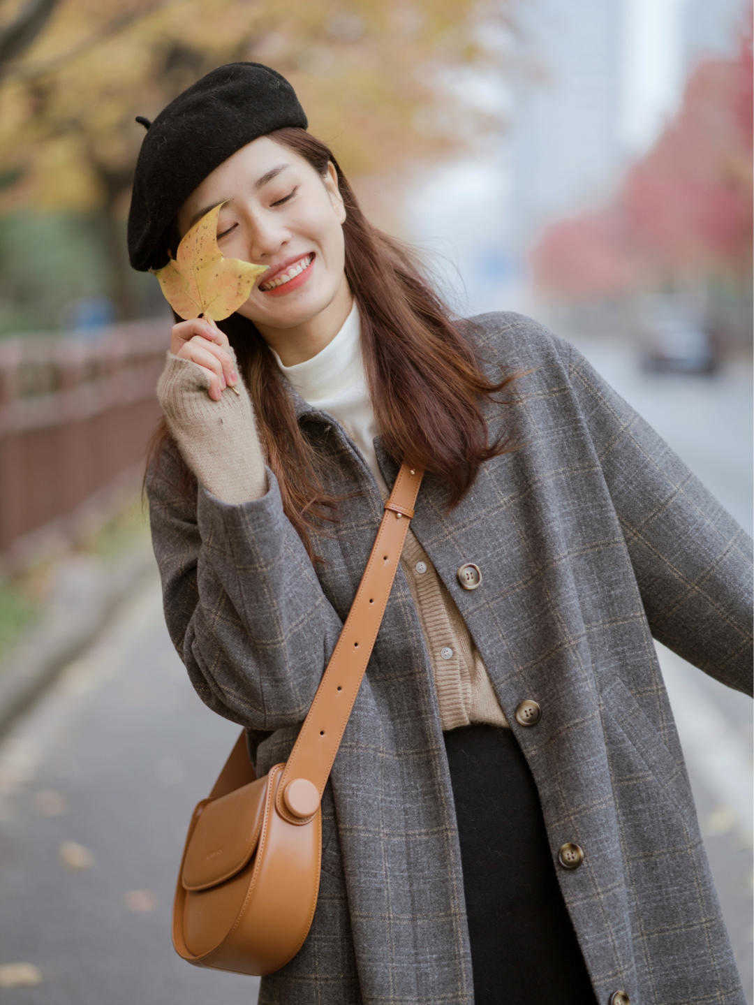 长筒靴|有品味的女人都穿什么大衣?看完潮人示范你就知道了,百搭还显瘦