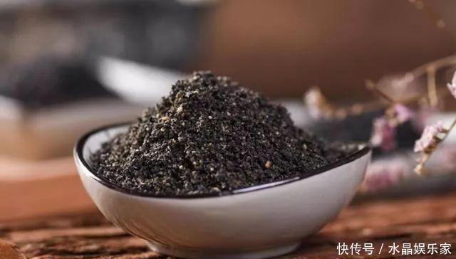 头发|天冷了,多吃这“三黑”,不仅头发长得又浓又密,而且气色很好