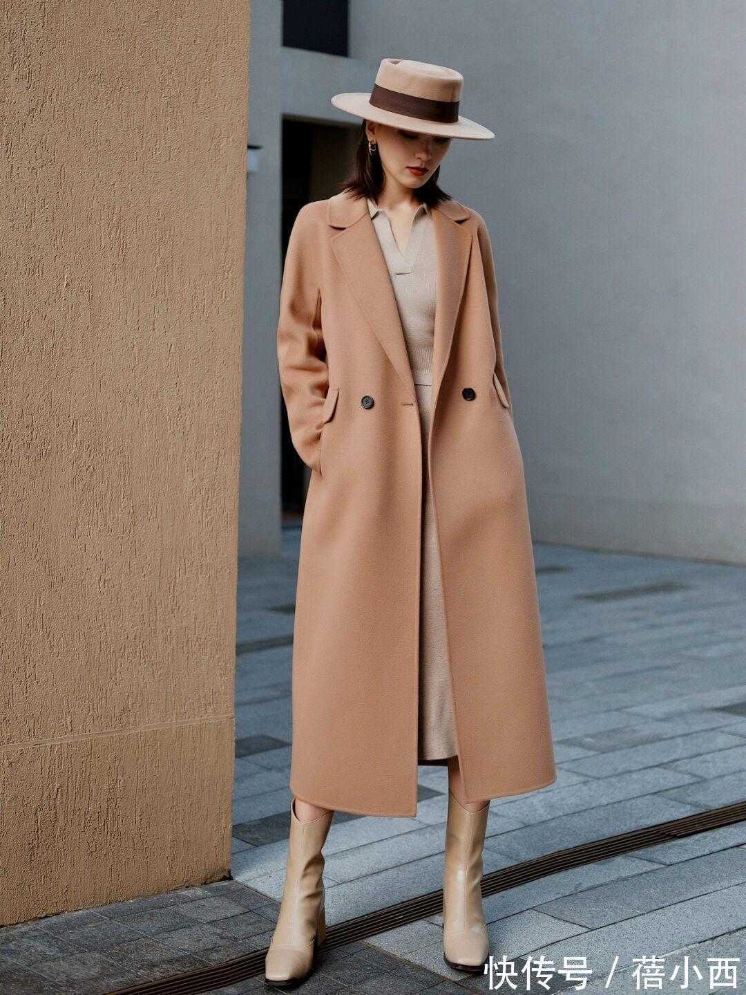 用力过猛|见过大场面的女人，秋冬都喜欢穿“大地色大衣”，时髦高级又大气