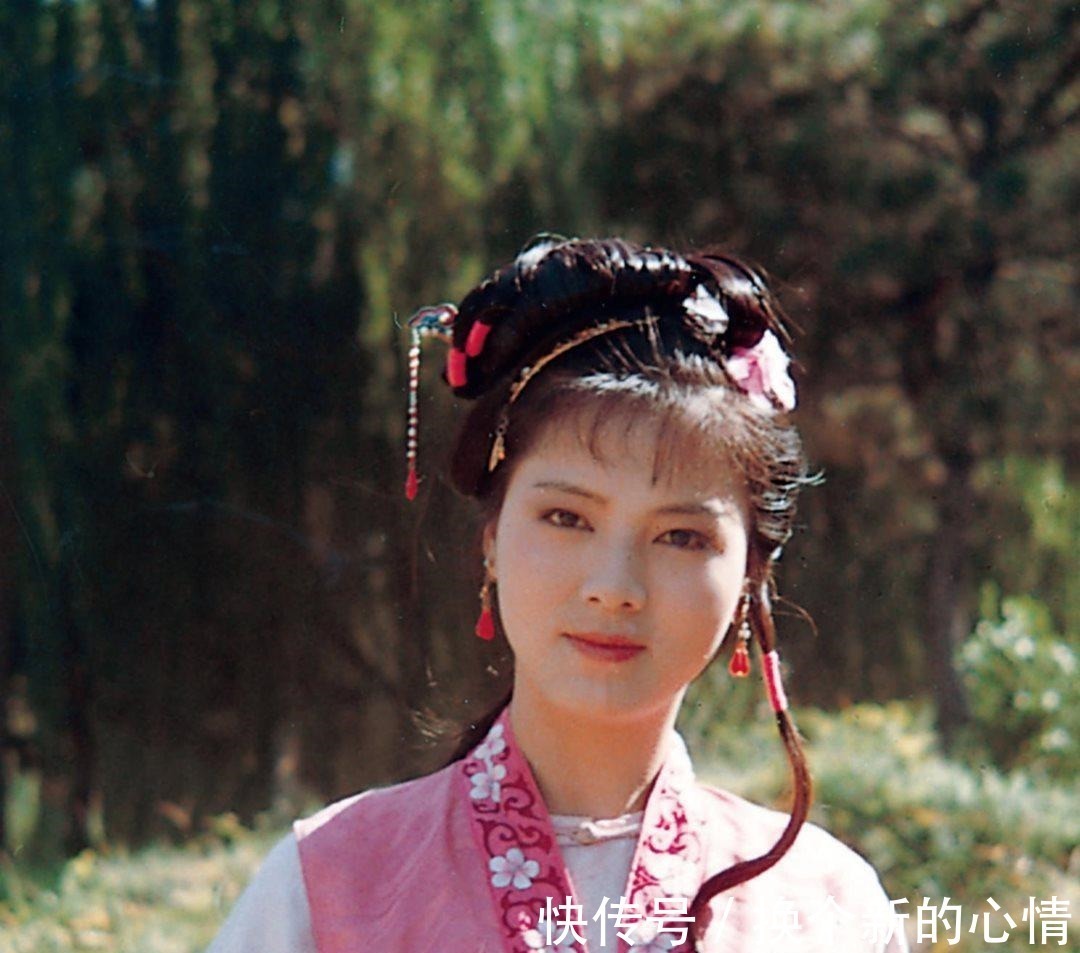 蒋玉菡$《红楼梦》里花袭人嫁给蒋玉菡是万般无奈的选择!