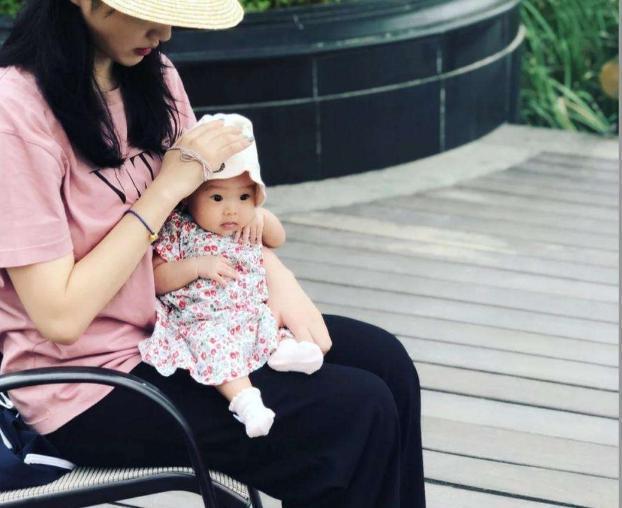 清洗|宝宝拉完“臭臭”之后,应该选择温水清洗还是用纸巾擦学问很多