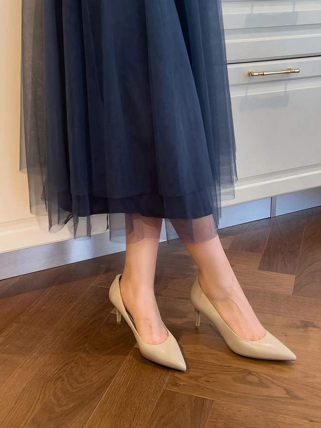 阔腿裤|入秋后不要瞎打扮,今年流行“条纹针织开衫+直筒裤”,显瘦洋气