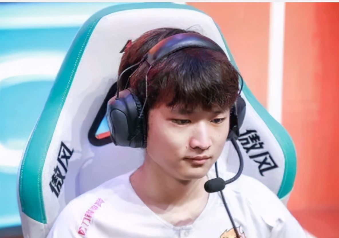 选手|LOL全明星SN众人票数出现可疑增长，真爱粉还是LPL造神？