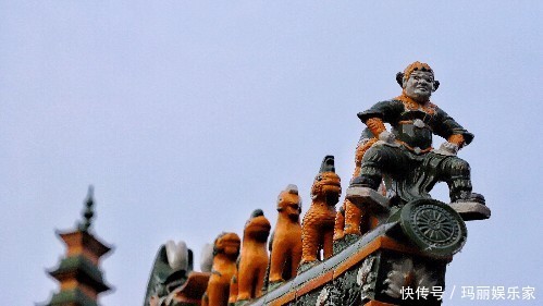 步行三十里去寺院，却因一顿素斋大闹，她竟说出吃素的真正意义！