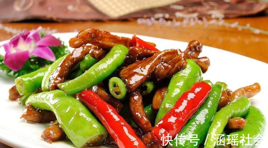 第一次去男朋友家,他妈妈做了4道菜,每道菜都色香味俱全