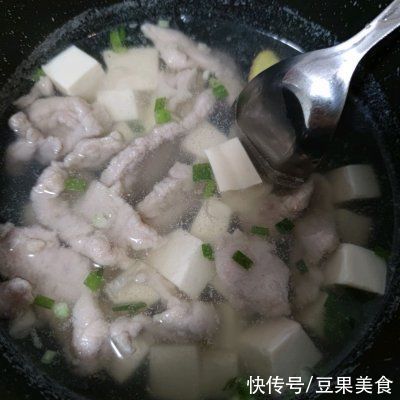 肉片|一人食——豆腐肉片汤这样做,才好吃哦