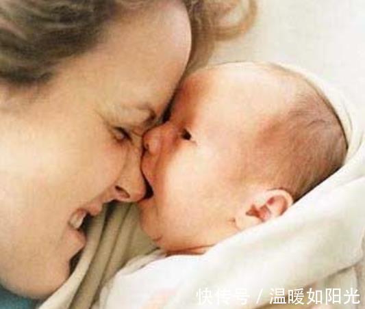小宝宝|宝宝还不会说话,已经可以表达“我爱你”,妈妈接收到了吗?