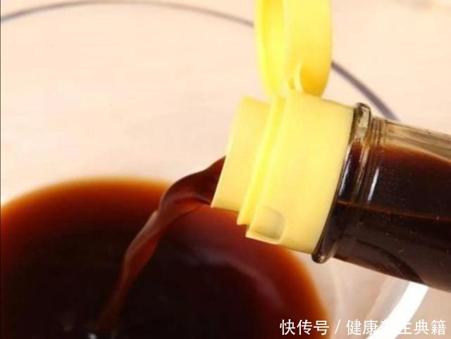 家庭养花,经常用1种水,不黄叶,开花美艳!