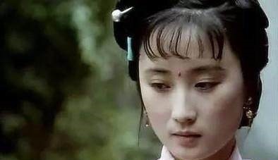 薛宝钗$《红楼梦》中的女子谁最可怜不是林黛玉,不是贾迎春,而是她!