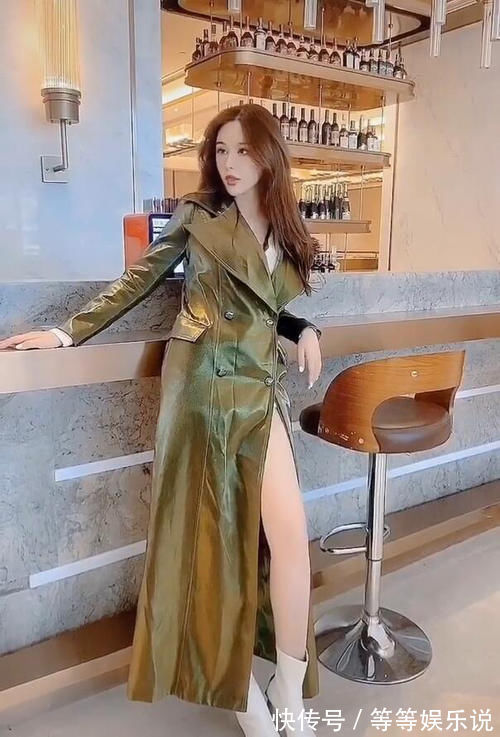 风衣 潮流时尚:风衣配上长靴,不装嫩也美得高级!